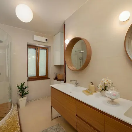 Exotic Oasis Bacvice Apartment *