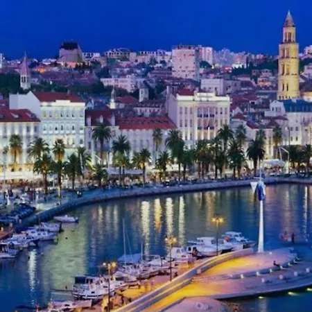 Exotic Oasis Bacvice Split