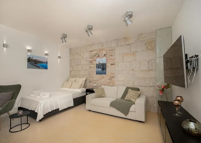 Exotic Oasis Bacvice * Split